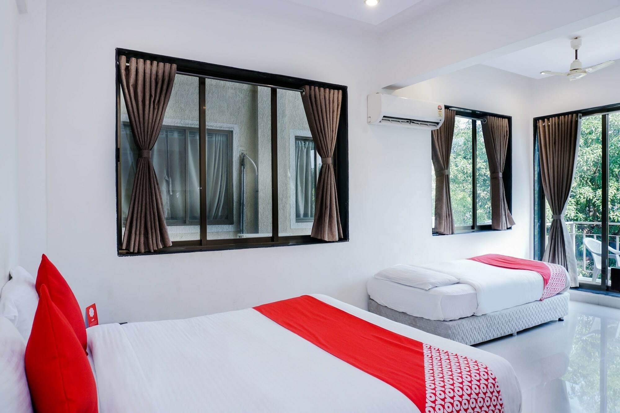 Dreams Holiday Resort Lonavala Exterior foto